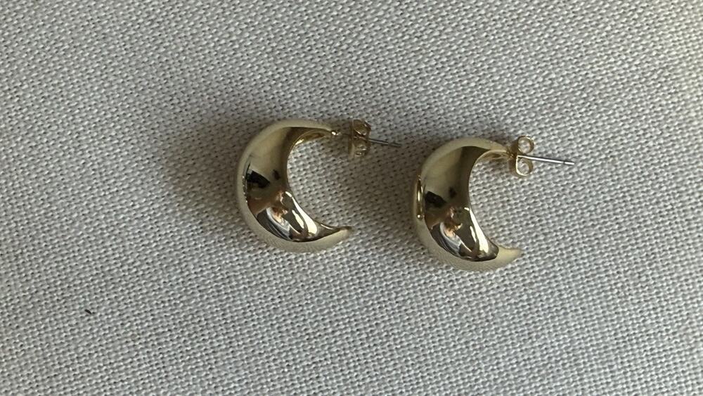 Shashi Hoop Earrings Gold Tone New